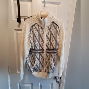 ALPACA CONNECTION.  Made in Peru. Sz large front zip sweater.  Long sleeve